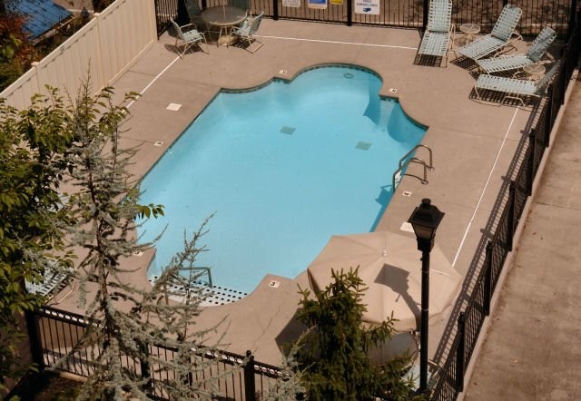 Pool Gatlinburg Condo