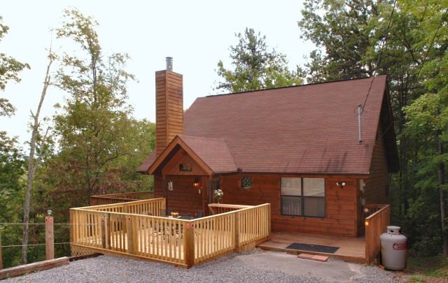 cabin2.jpg