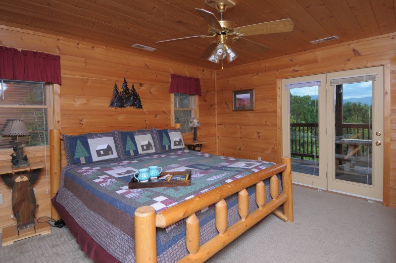 gatlinburg_cabins.jpg