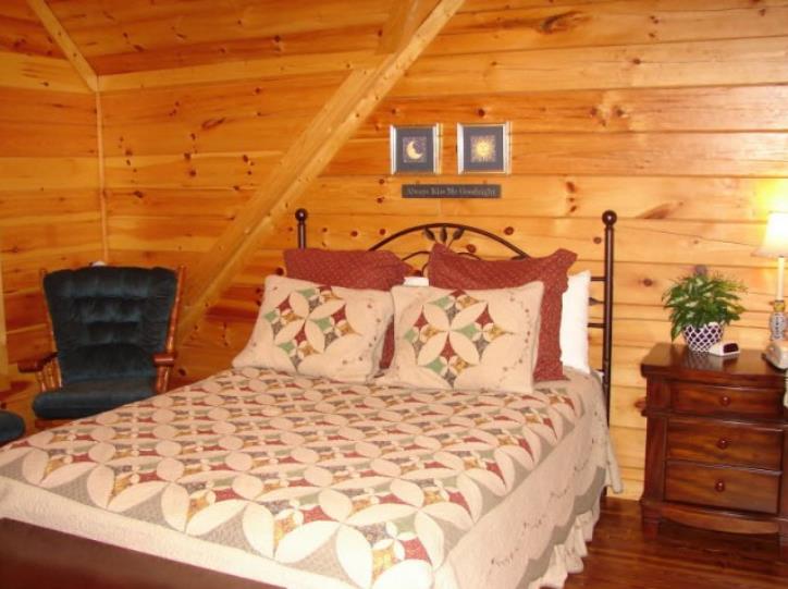 nestled-inn-bedroom.jpg