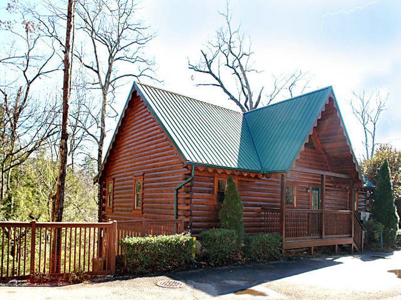 gatlinburg cabins.jpg