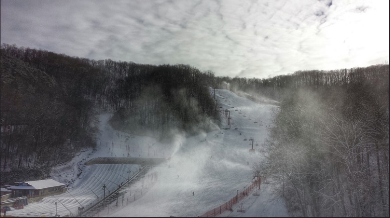 SKIING Ober Gatlinburg, TN