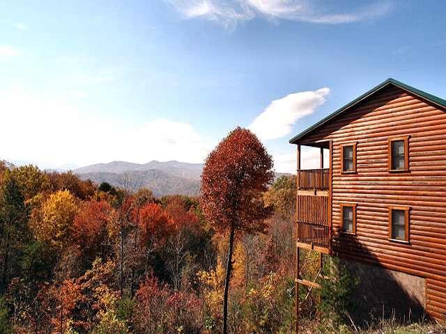 gatlinburg cabin.jpg